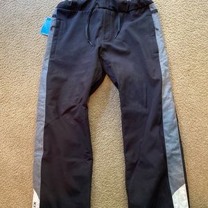 686 Shell snowboard jogger pants